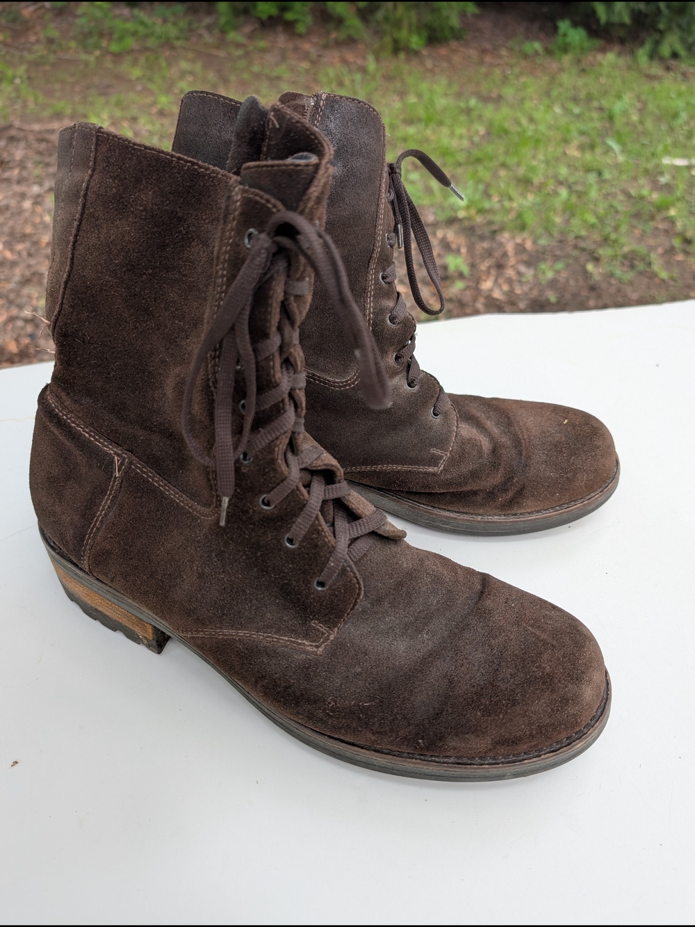 La CANADIENNE Dark Brown Suede Chukka Lace-Up Boots 12 M